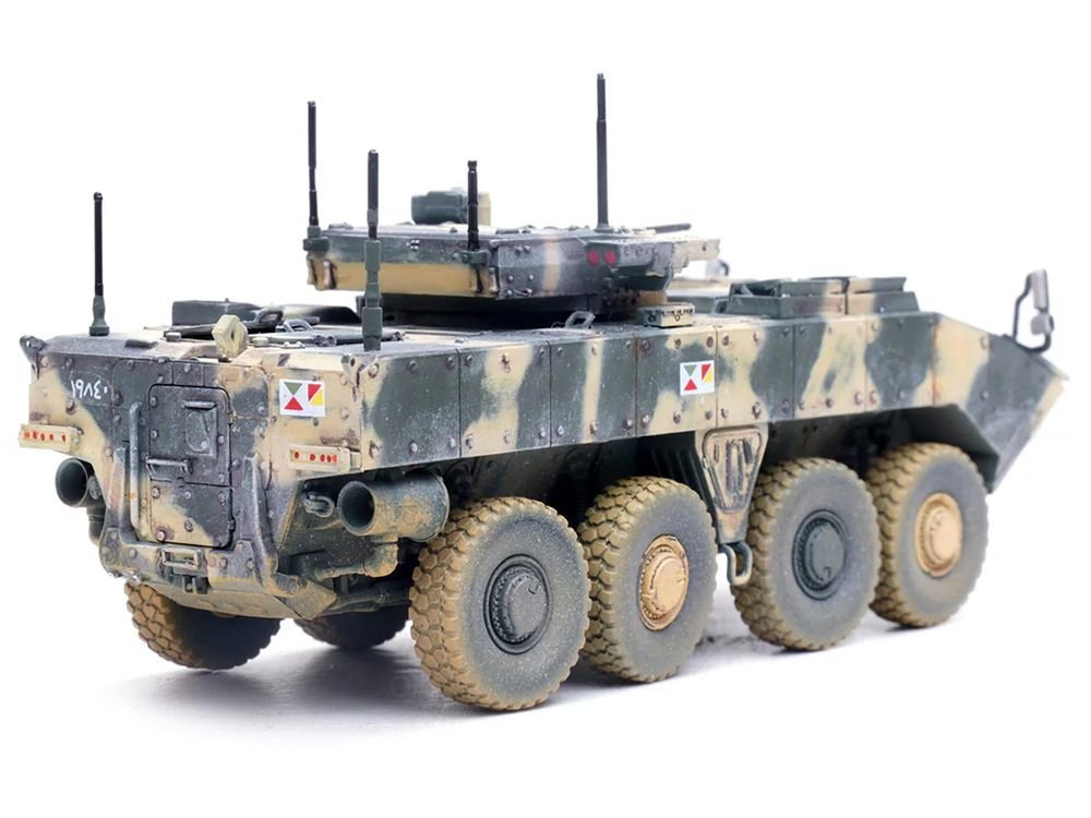 Bumerang (Object K-17) IFV (Infantry Fighting Vehicle) "Russian Army" Mixed Camouflage "Armor Premium" Series 1/72 Diecast Model by Panzerkampf view 4