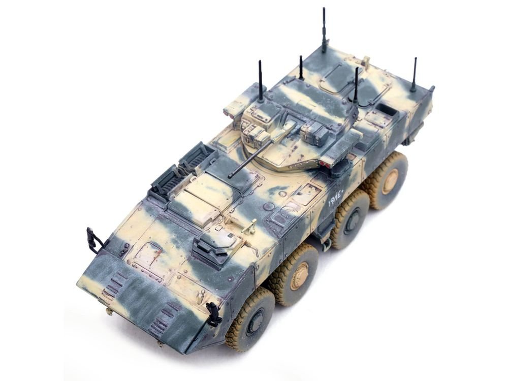 Bumerang (Object K-17) IFV (Infantry Fighting Vehicle) "Russian Army" Mixed Camouflage "Armor Premium" Series 1/72 Diecast Model by Panzerkampf view 5