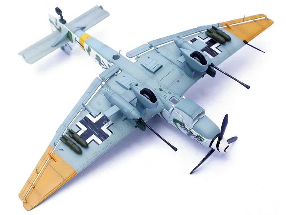 Junkers Ju 87G2 Stuka Bomber Aircraft "10.(Pz)/SG 2 Immelmann Markisch Friedland Pomerania" (1945) German Luftwaffe "Wing" Series 1/72 Diecast Model by Panzerkampf view 5