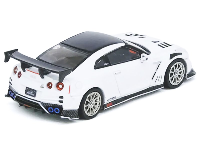 Nissan GT-R (R35) "Top Secret" RHD (Right Hand Drive) White with Black Top "Tokyo Auto Salon 2021" 1/64 Diecast Model Car by Inno Models view 2