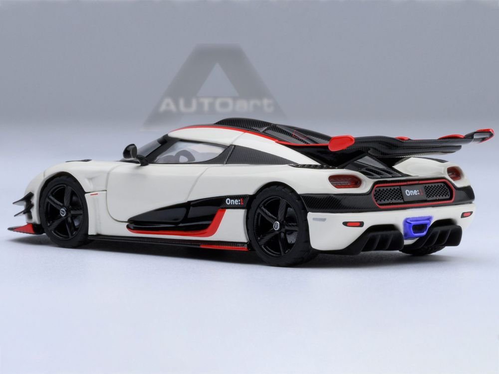 Koenigsegg One:1 Pebble White with Carbon and Red Stripes 1/64 Model Car by Autoart view 3