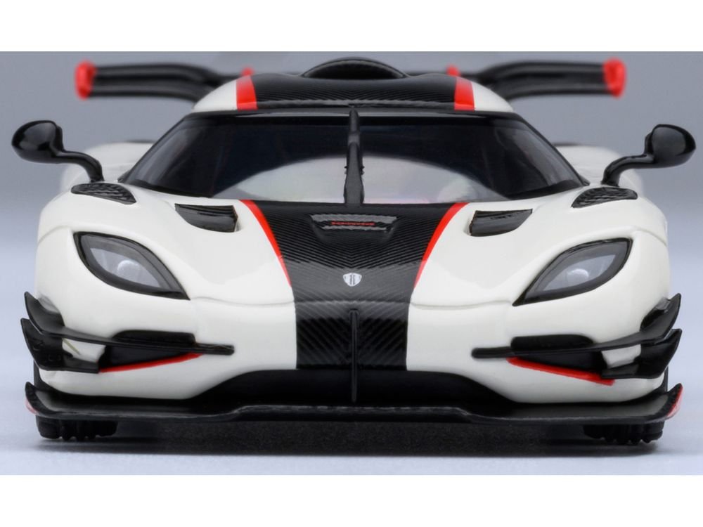 Koenigsegg One:1 Pebble White with Carbon and Red Stripes 1/64 Model Car by Autoart view 4