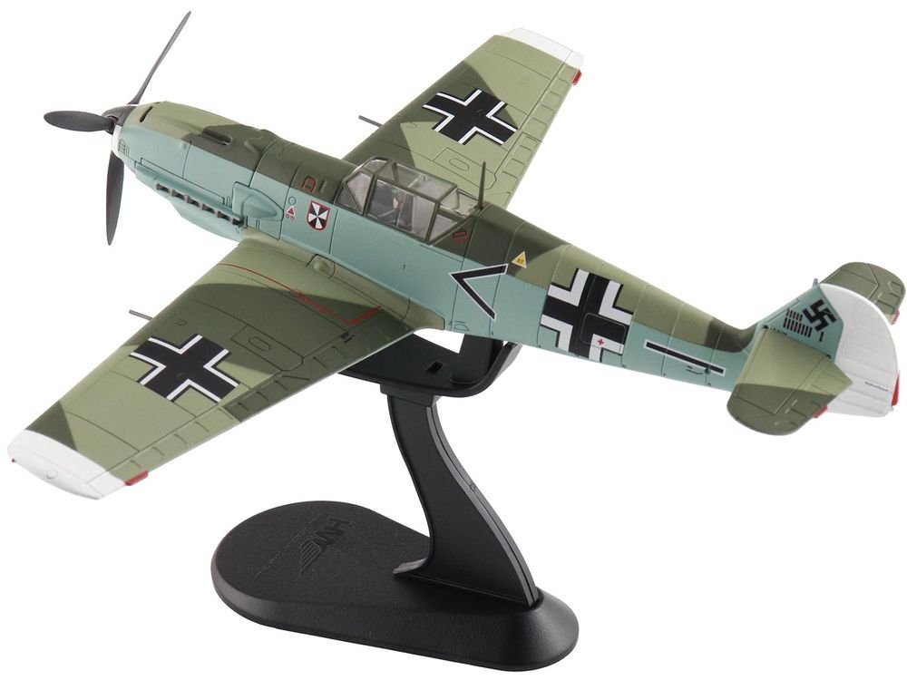 Messerschmitt BF 109E-4 Fighter Aircraft "Franz von Werra II/JG-3" (1940) German Luftwaffe "Air Power Series" 1/48 Diecast Model by Hobby Master view 5