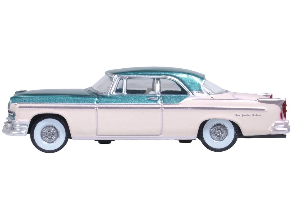 1955 Chrysler New Yorker Deluxe St. Regis Jade Green Metallic and Cream 1/87 (HO) Scale Diecast Model Car by Oxford Diecast view 2
