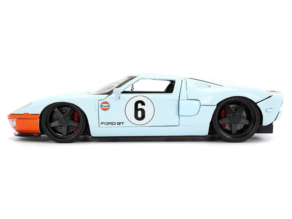 2005 Ford GT #6 "Gulf Oil" Light Blue with Orange Stripes "Hyper-Spec" Series 1/24 Diecast Model Car by Jada view 3