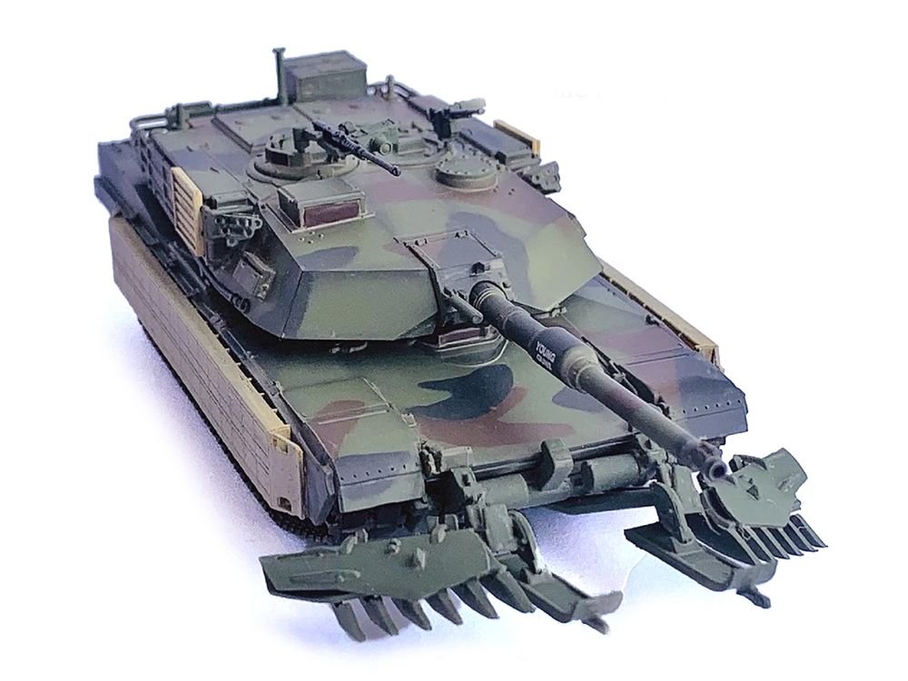 United States M1A1 AIM TUSK (Tank Urban Survival Kit) with Mine Plow (Travel Mode) "United States Marine Corps 8th Tank Battalion II MED Iraq" (2003) Green Camouflage "NEO Dragon Armor" Series 1/72 Plastic Model by Dragon Models view 4