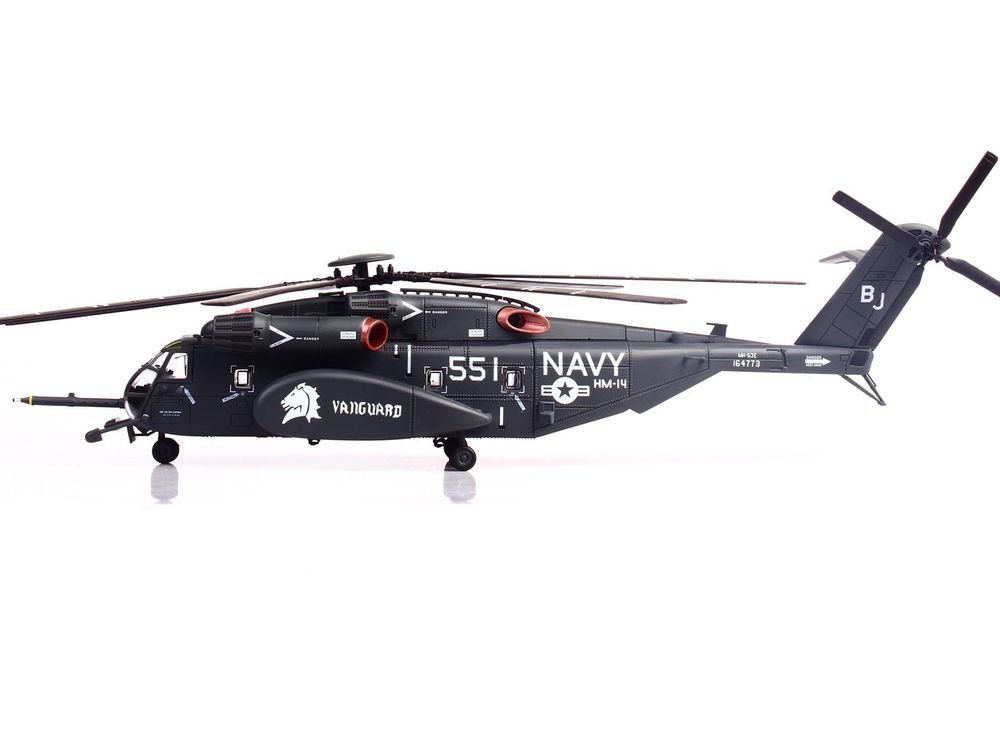 Sikorsky MH-53E Sea Dragon Helicopter "United States Navy Vanguard Tail Number 551" Dark Gray 1/72 Diecast Model by Panzerkampf view 2