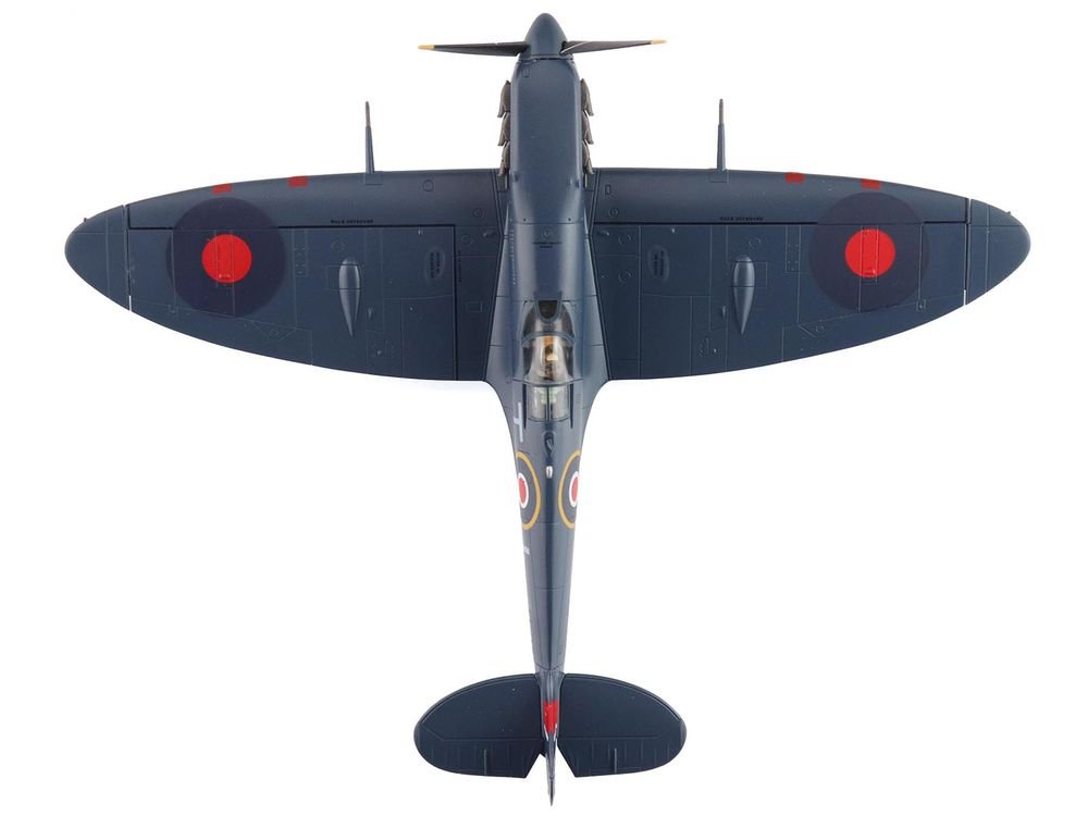 Supermarine Spitfire Mk.Vb Trop Fighter Aircraft "EP706 George Beurling No. 249 Squadron Malta" (1942) British Royal Air Force "Air Power Series" 1/48 Diecast Model by Hobby Master view 4