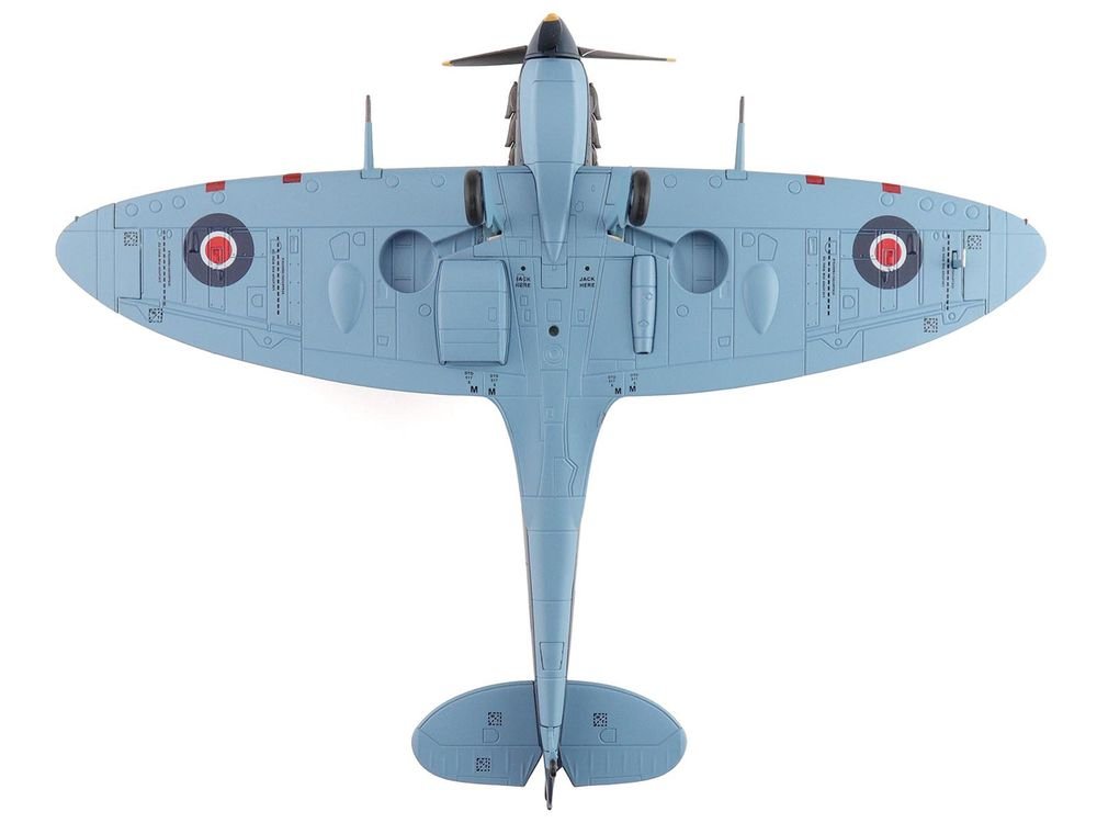 Supermarine Spitfire Mk.Vb Trop Fighter Aircraft "EP706 George Beurling No. 249 Squadron Malta" (1942) British Royal Air Force "Air Power Series" 1/48 Diecast Model by Hobby Master view 5