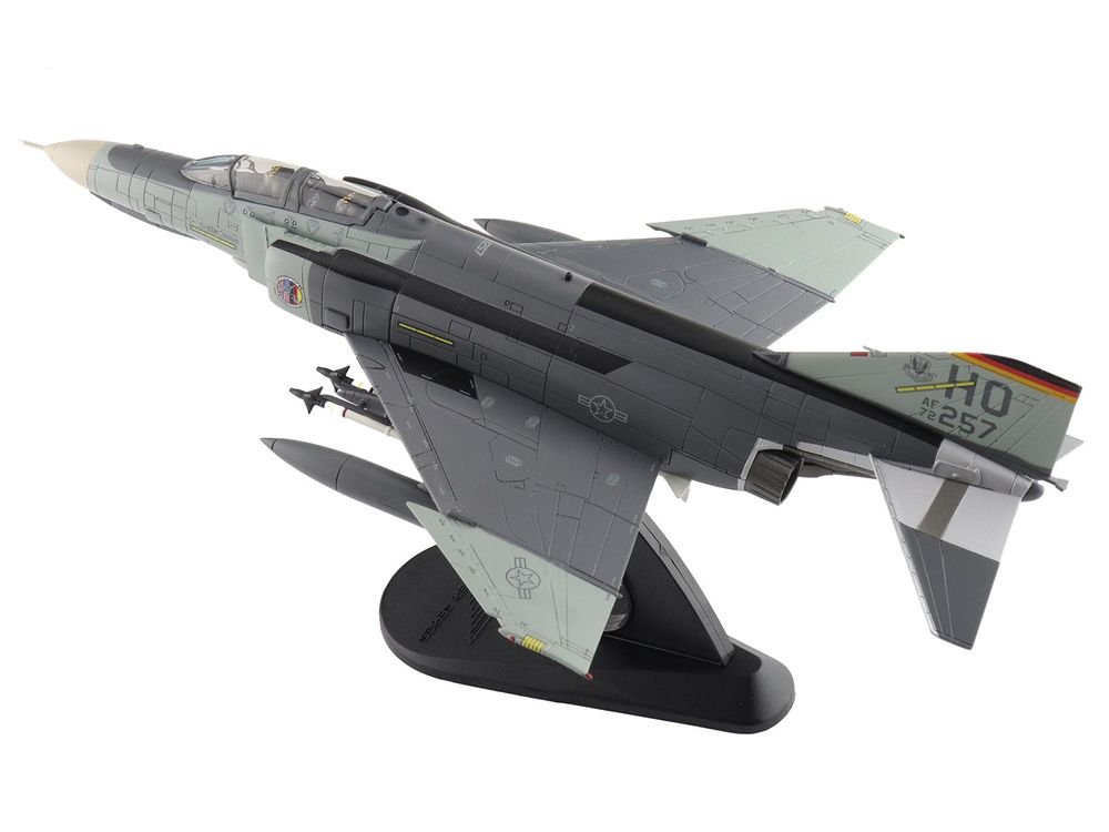 McDonnell Douglas F-4F Phantom II Fighter-Bomber Aircraft "AF72-257 20th Fighter Squadron 49th Fighter Wing Holloman AFB" (2002) United States Air Force "Air Power Series" 1/72 Diecast Model by Hobby Master view 5
