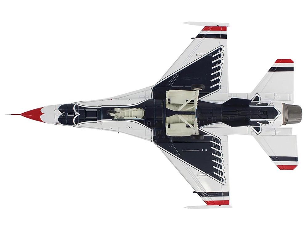Lockheed F-16D Fighting Falcon Fighter Aircraft "No.7 Thunderbirds Nellis Air Force Base" (2017) United States Air Force "Air Power Series" 1/72 Diecast Model by Hobby Master view 4
