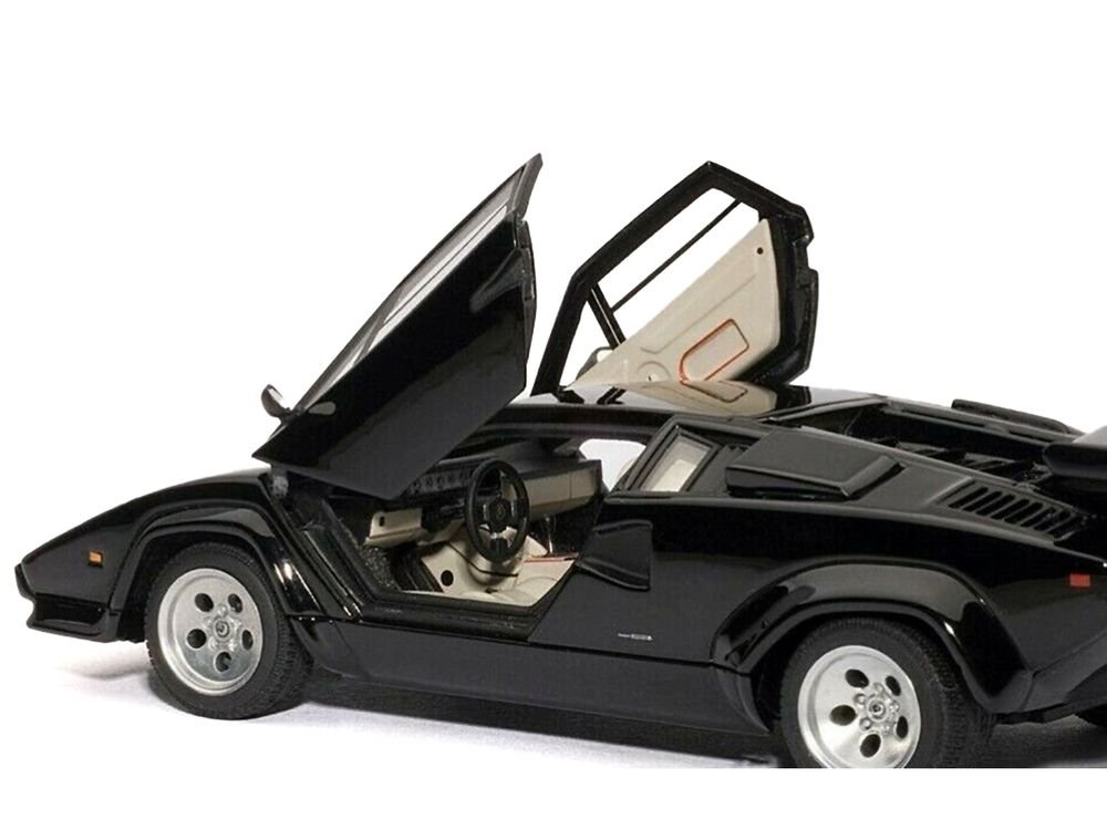 Lamborghini Countach 5000S Black 1/43 Diecast Model Car by Autoart view 3