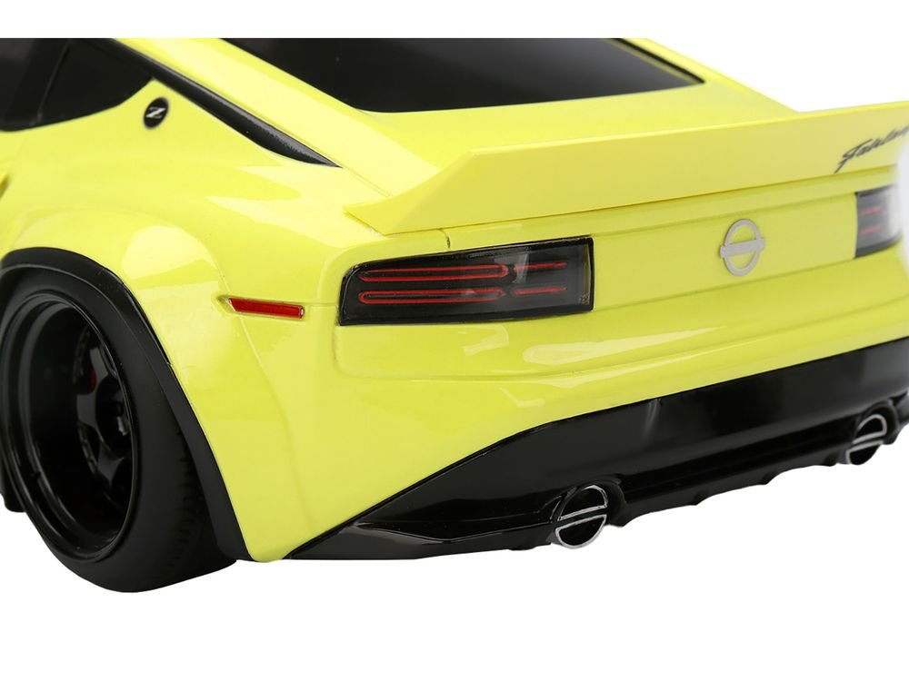 Nissan Z (RZ34) "Pandem" Ikazuchi Yellow with Matt Black Hood 1/18 Model Car by Top Speed view 5