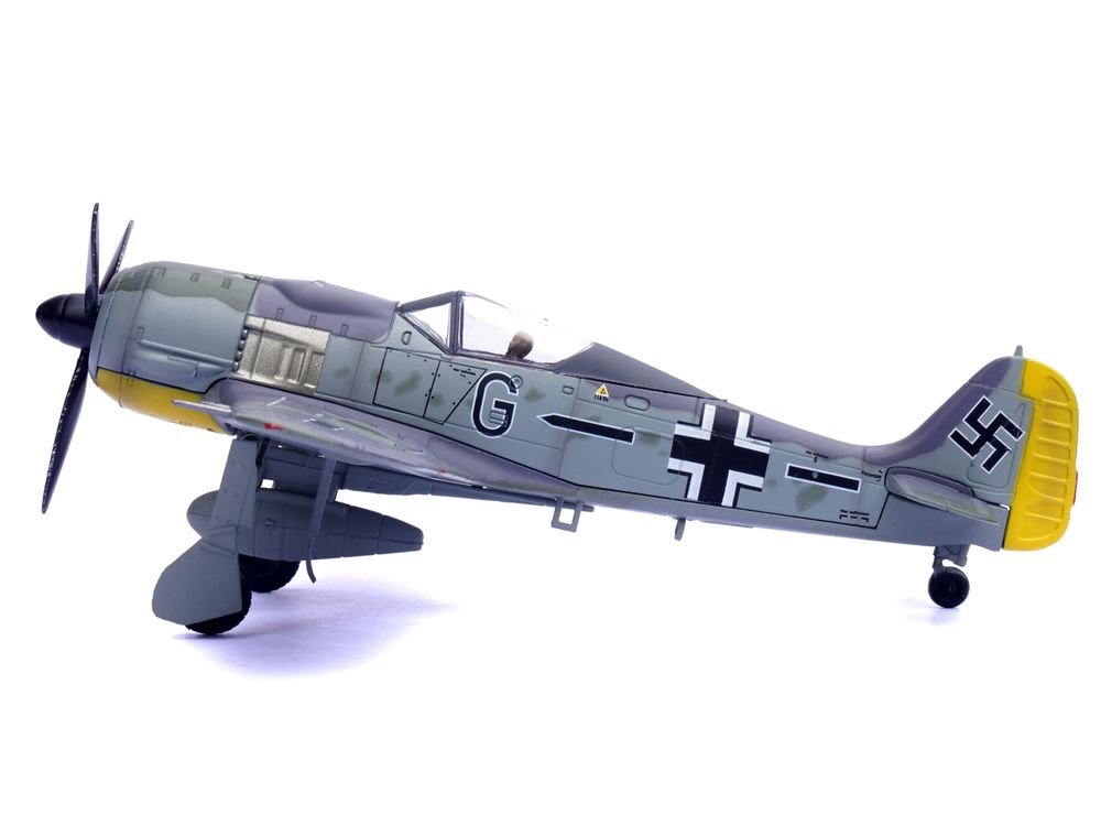 Focke-Wulf Fw 190A Aircraft "14-Victory Ace Hauptmann Wilhelm Gath Stab/JG 26 Schlageter France" (1942) German Luftwaffe 1/72 Diecast Model Airplane by Legion view 2