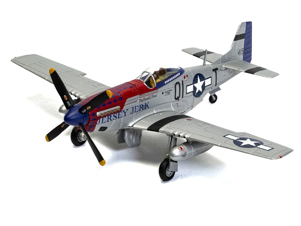North American P-51D Mustang Aircraft "Jersey Jerk 361st Fighter Squadron Martlesham Heath" United States Army Air Forces "The Aviation Archive" Series 1/72 Diecast Model by Corgi view 2