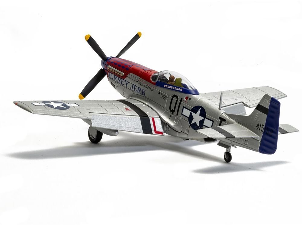 North American P-51D Mustang Aircraft "Jersey Jerk 361st Fighter Squadron Martlesham Heath" United States Army Air Forces "The Aviation Archive" Series 1/72 Diecast Model by Corgi view 4
