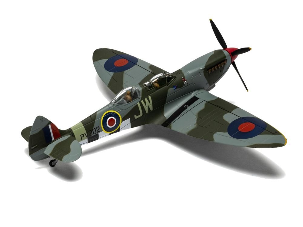 Supermarine Spitfire T.9 Aircraft "PV202 Aerial Collective at Duxford Airfield" British Royal Air Force "The Aviation Archive" Series 1/72 Diecast Model by Corgi view 2