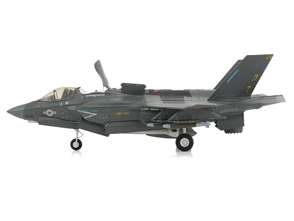Lockheed F-35B Lightning II Aircraft (Beast Mode) "169623 VMFA-242 Bats Iwakuni Japan" (2024) United States Marine Corps "Air Power Series" 1/72 Diecast Model by Hobby Master view 2