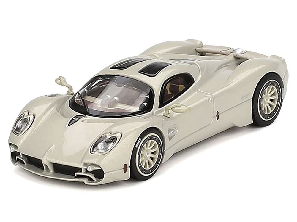 Pagani Utopia Presentation Grigio Rinascimento Silver 1/64 Diecast Model Car by BBR view 2