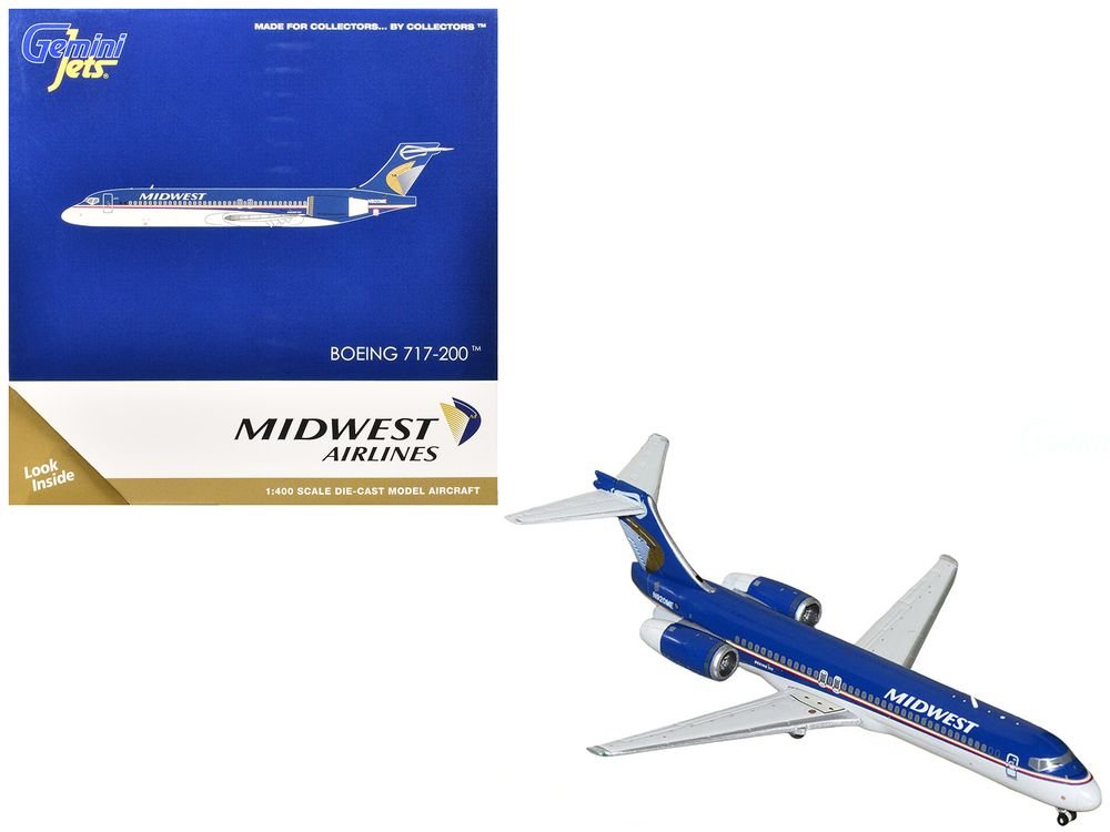 Boeing 717-200 Commercial Aircraft "Midwest Airlines" (N920ME) Blue and White 1/400 Diecast Model Airplane by GeminiJets
