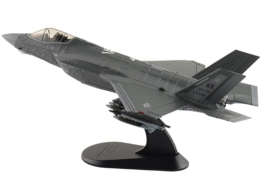 Lockheed Martin F-35A Lightning II Aircraft "5345 354th Operations Group Eielson Air Force Base Alaska" (2020s) United States Air Force "Air Power Series" 1/72 Diecast Model by Hobby Master view 5