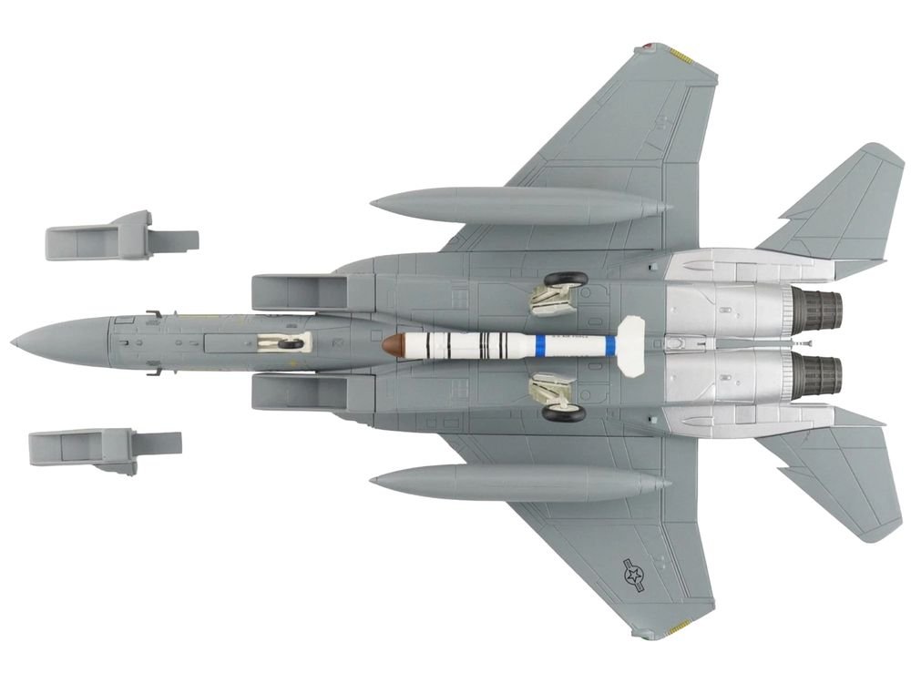 McDonnell Douglas F-15A Eagle Fighter Aircraft "76-0111 318th Fighter Interceptor Squadron" United States Air Force "Air Power Series" 1/72 Diecast Model by Hobby Master view 4
