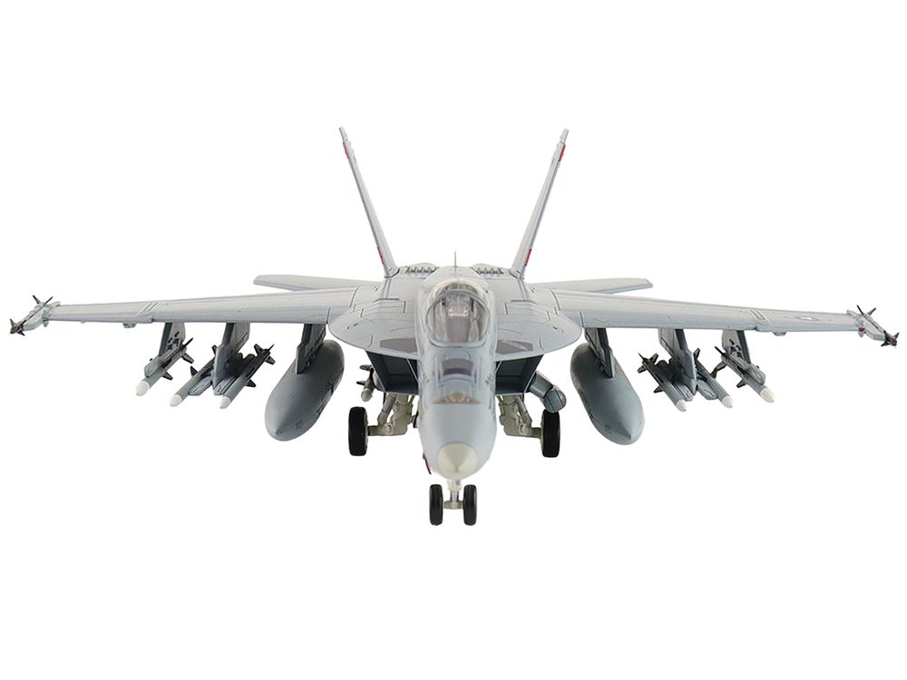 Boeing F/A-18E Super Hornet Fighter Aircraft "168910 Golden Warriors VFA-87 Operation Inherent Resolve" (2017) United States Navy "Air Power Series" 1/72 Diecast Model by Hobby Master view 3
