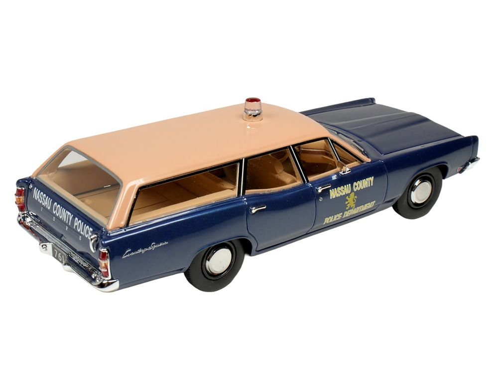1970 Ford Country Squire Wagon Police Car "Nassau County Police Department" Blue and Tan Limited Edition to 200 pieces Worldwide 1/43 Model Car by Goldvarg Collection view 5