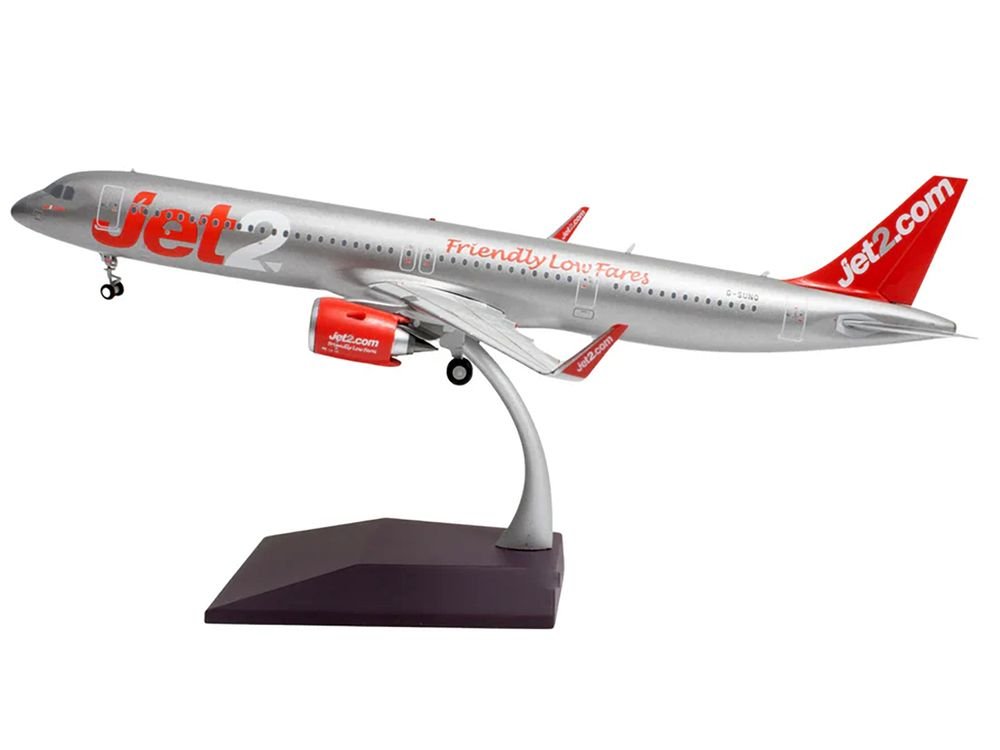 Airbus A321neo Commercial Aircraft "Jet2" (G-SUNO) Silver with Red Tail "Gemini 200" Series 1/200 Diecast Model Airplane by GeminiJets view 2