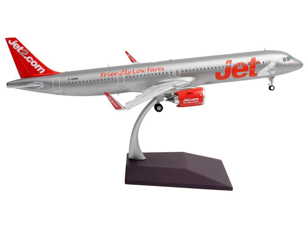 Airbus A321neo Commercial Aircraft "Jet2" (G-SUNO) Silver with Red Tail "Gemini 200" Series 1/200 Diecast Model Airplane by GeminiJets view 3