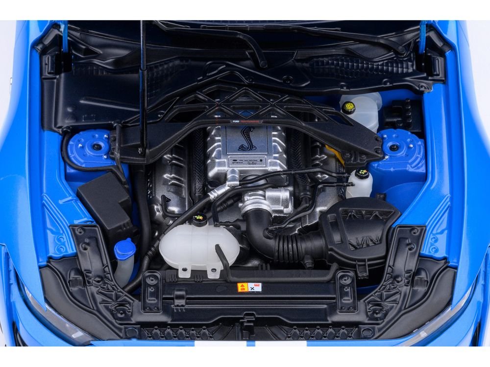 Ford Mustang Shelby GT500 Grabber Blue with White Stripes 1/18 Model Car by Autoart view 3