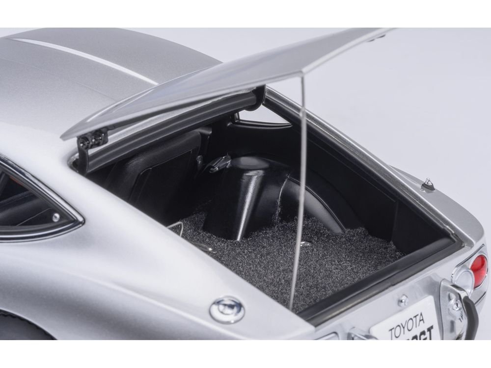 1967 Toyota 2000GT RHD (Right Hand Drive) Silver Metallic 1/18 Model Car by Autoart view 5