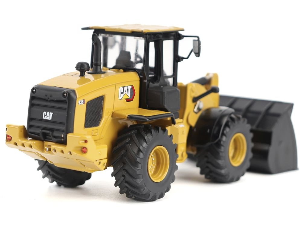CAT Caterpillar 938 Wheel Loader with Operator Yellow "High Line" Series 1/50 Diecast Model by Diecast Masters view 5