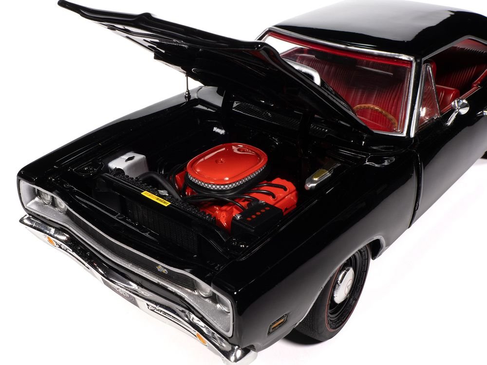 1969 Dodge Coronet Super Bee "Muscle Car & Corvette Nationals" (MCACN) Black with Red Interior "American Muscle" Series 1/18 Diecast Model Car by Auto World view 3