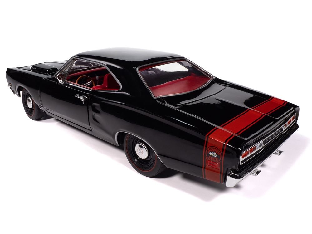 1969 Dodge Coronet Super Bee "Muscle Car & Corvette Nationals" (MCACN) Black with Red Interior "American Muscle" Series 1/18 Diecast Model Car by Auto World view 5
