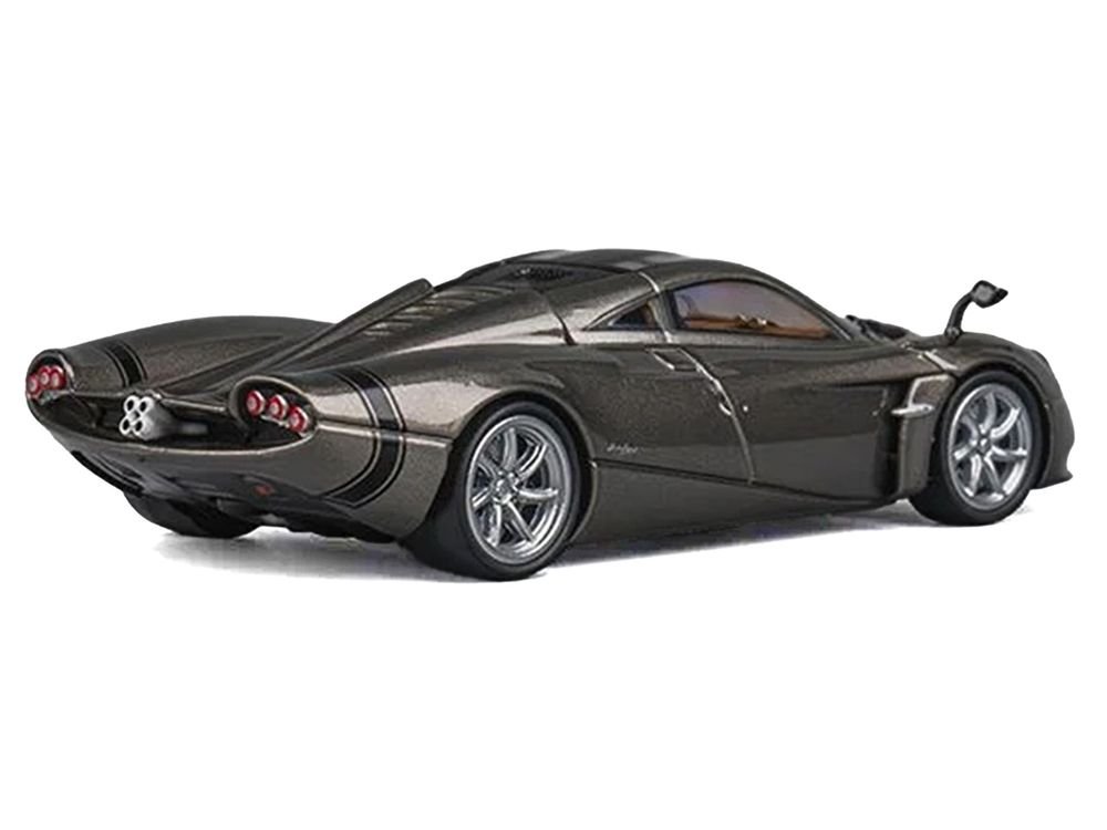 Pagani Huayra Codalunga Gun Metal Gray Metallic with Sunroof and Extra Wheels 1/64 Diecast Model Car by CM Model view 2