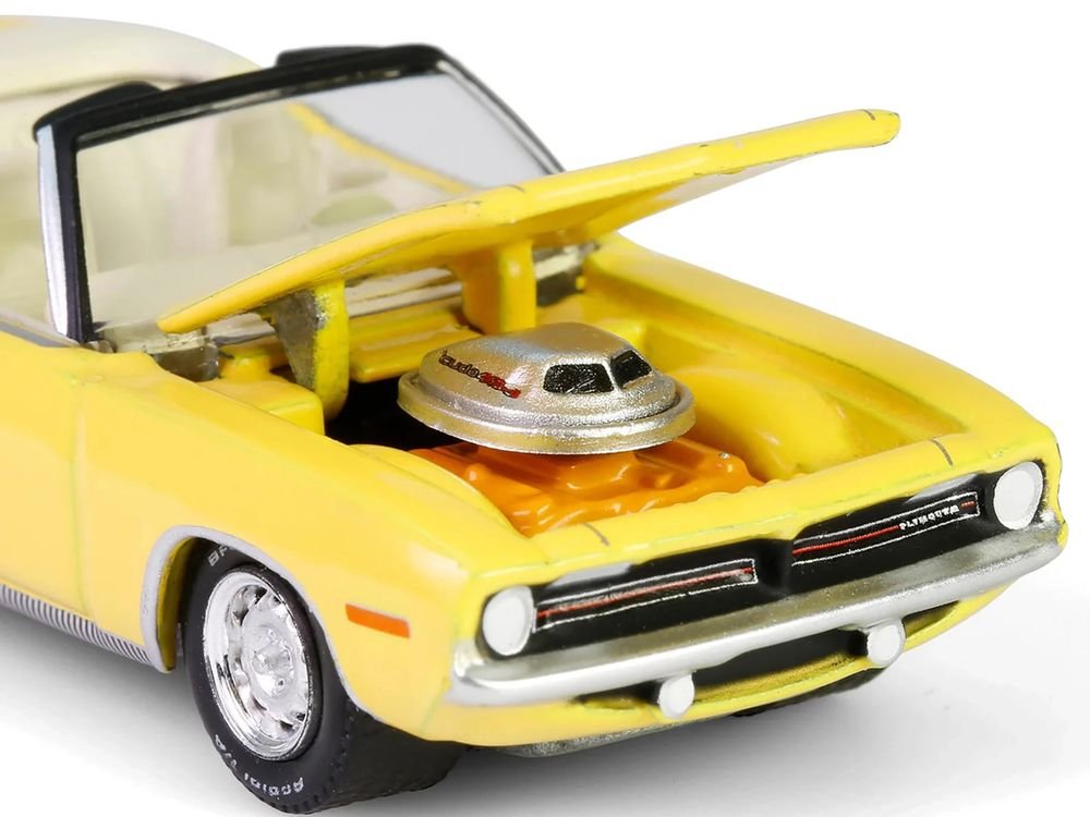 1970 Plymouth 'Cuda Convertible Yellow "Barrett-Jackson" Series 15 1/64 Diecast Model Car by Greenlight view 2