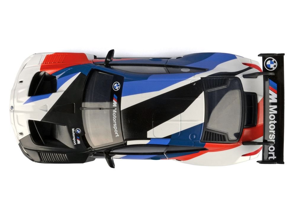 BMW M4 GT3 #1 White with Black Blue and Red Graphics "GT Racing" Series 1/24 Diecast Model Car by Motormax view 5