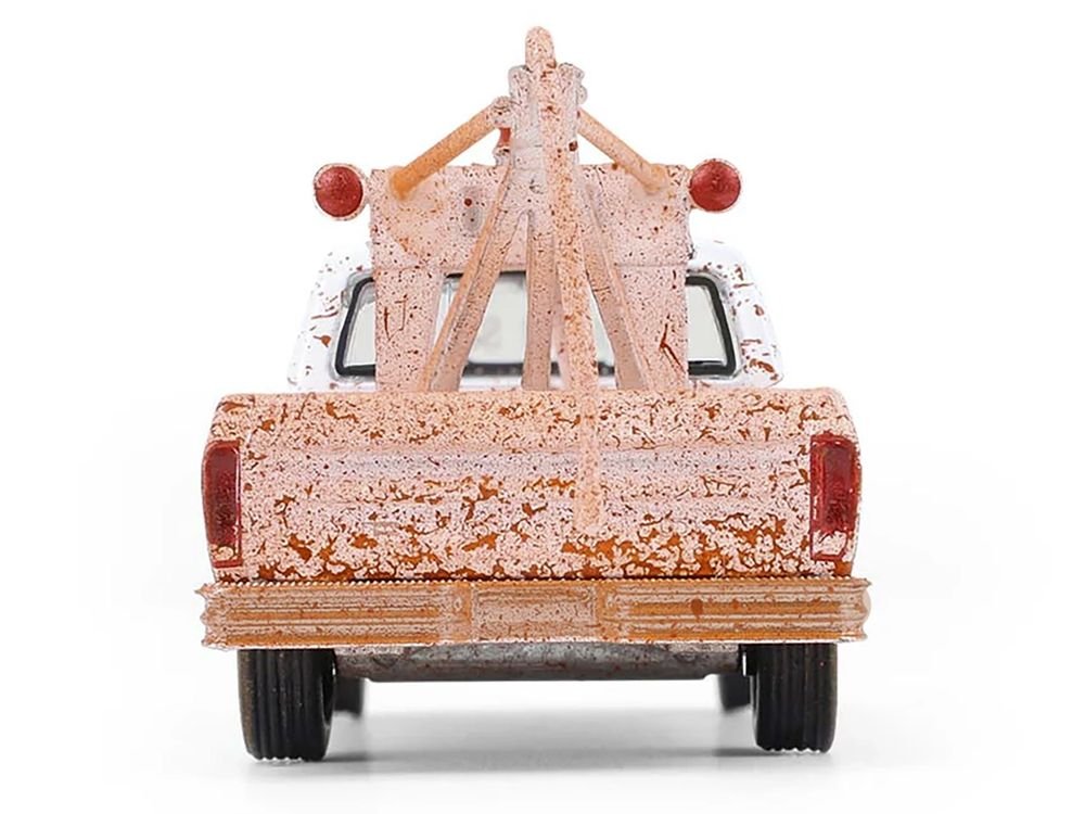 1973 Ford F-100 Tow Truck White (Weathered) "Blue Collar Collection" Series 14 1/64 Diecast Model Car by Greenlight view 5