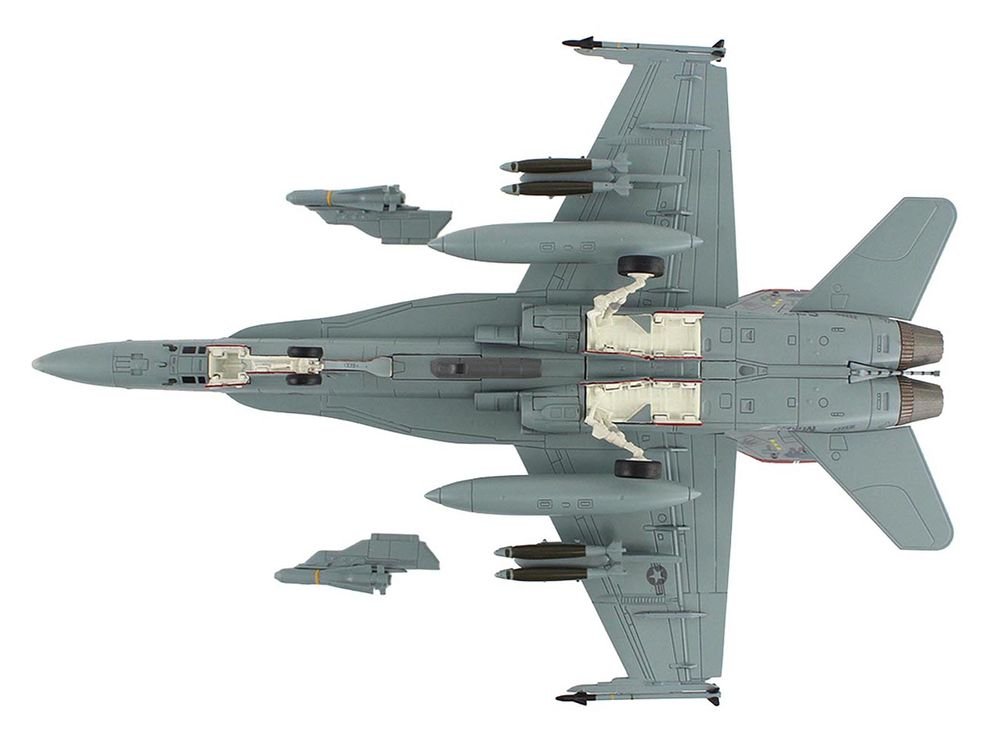 McDonnell Douglas F/A-18C Hornet Aircraft "VMFA-232 Red Devils" (2014) United States Marine Corps "Air Power Series" 1/72 Diecast Model by Hobby Master view 5