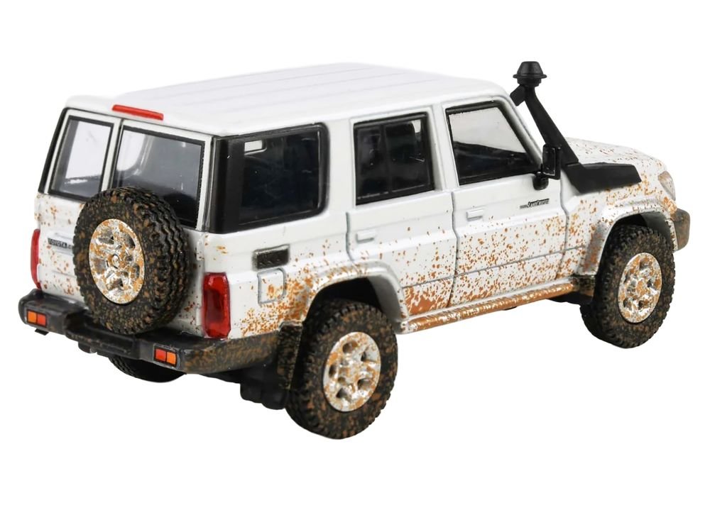 2014 Toyota Land Cruiser 76 White (Dirty Off Road Effect) 1/64 Diecast Model Car by Paragon Models view 3