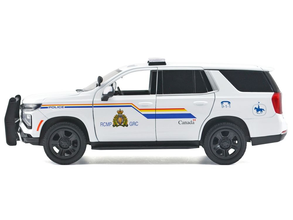 2025 Chevrolet Tahoe PPV with Light Bar "RCMP Royal Canadian Mounted Police" White "Law Enforcement and Public Service" Series 1/24 Diecast Model Car by Motormax view 2