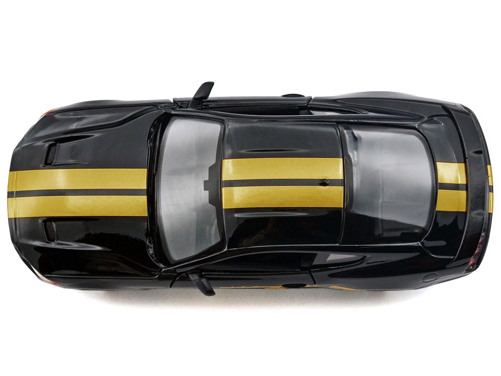 2018 Ford Mustang GT 5.0 Black with Gold Stripes and Graphics "Midnight Eclipse" Series 1/24 Diecast Model Car by Motormax view 5
