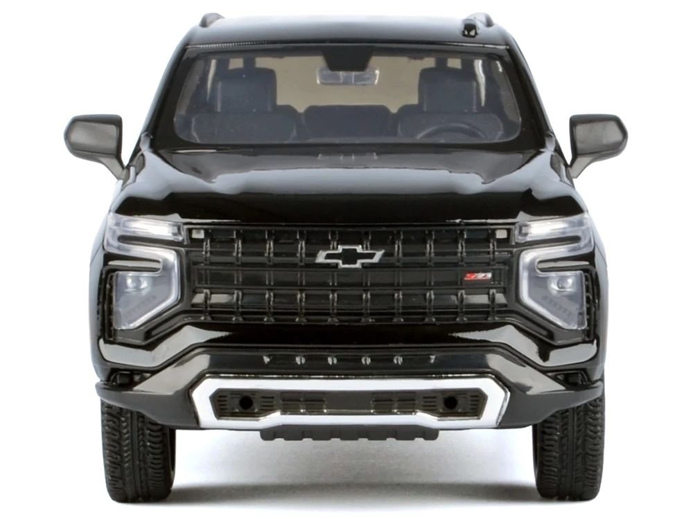 2025 Chevrolet Tahoe Z71 Black "Timeless Legends" Series 1/24 Diecast Model Car by Motormax view 3