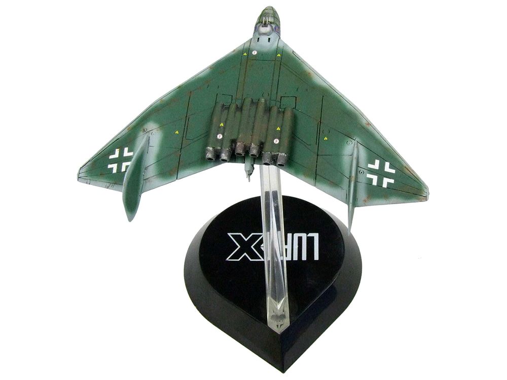 Arado E.555 Bomber Aircraft "Project Version" German Luftwaffe 1/144 Model by Luft-X view 4