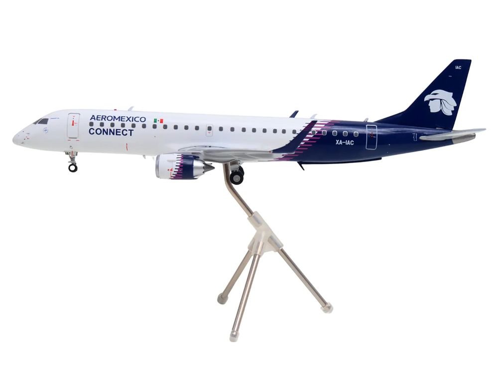 Embraer ERJ-190 Commercial Aircraft "Aeromexico Connect" (XA-IAC) White with Blue Tail "Gemini 200" Series 1/200 Diecast Model Airplane by GeminiJets view 3