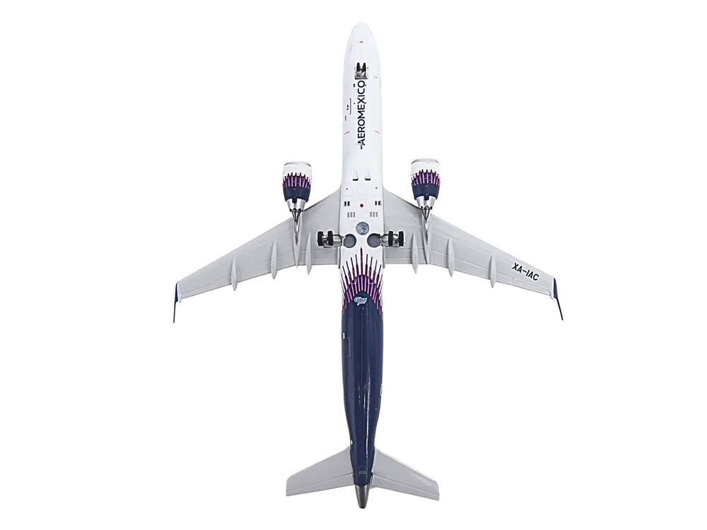 Embraer ERJ-190 Commercial Aircraft "Aeromexico Connect" (XA-IAC) White with Blue Tail "Gemini 200" Series 1/200 Diecast Model Airplane by GeminiJets view 5