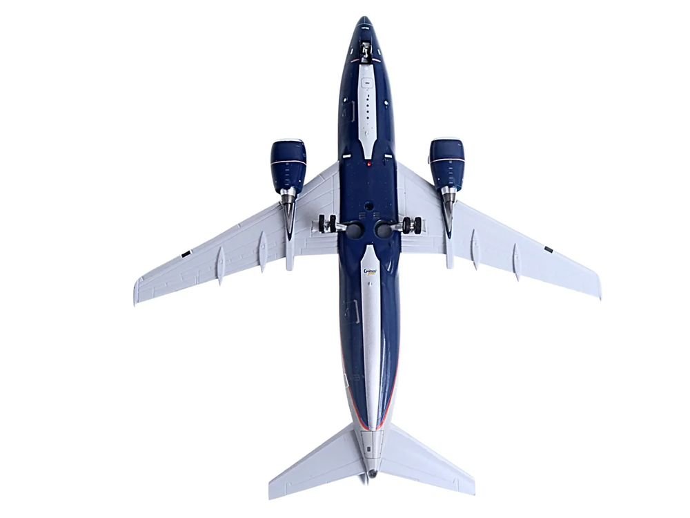 Boeing 737-500 Commercial Aircraft "United Airlines - Classic 737 Series" (N936UA) Gray with Blue Tail "Gemini 200" Series 1/200 Diecast Model Airplane by GeminiJets view 5