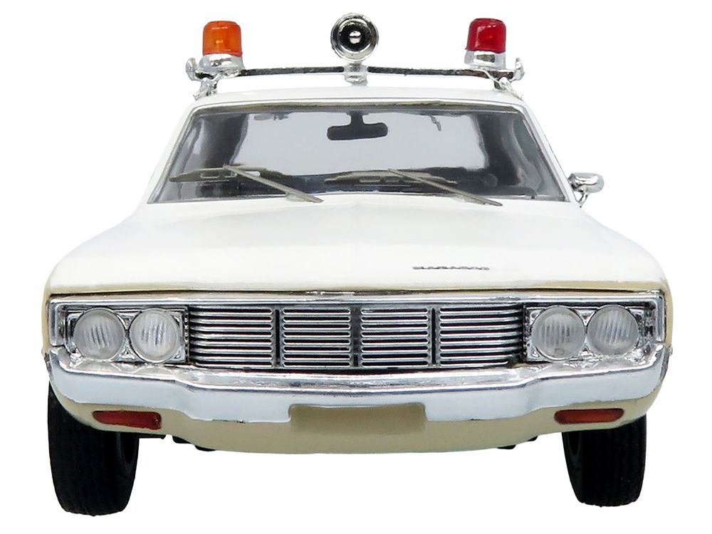 1972 AMC Matador Police Car "Phoenix Police Department" White and Beige 1/43 Diecast Model by Iconic Replicas view 4