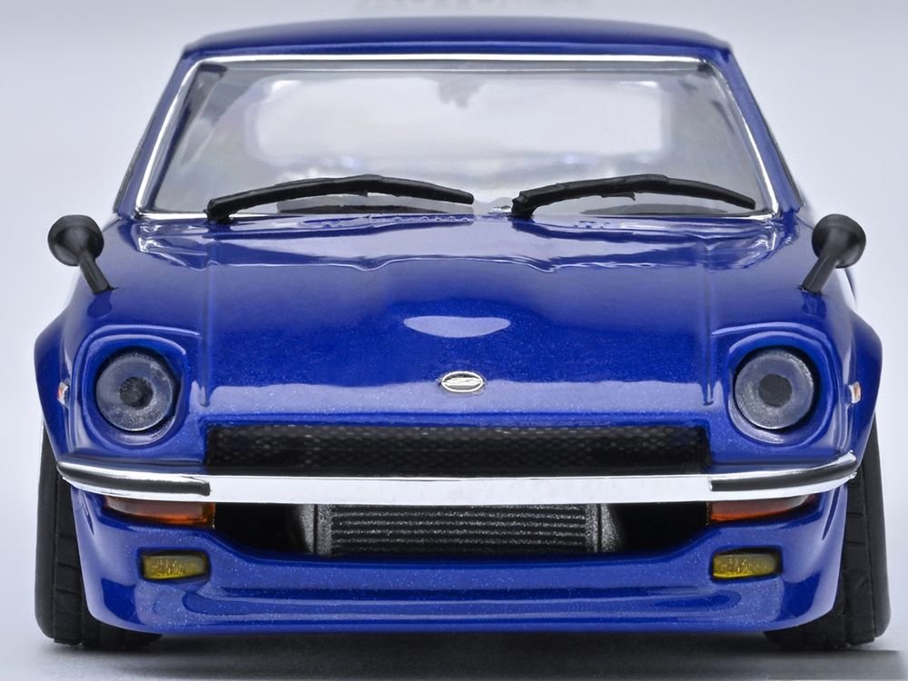 Nissan Fairlady Z RHD (Right Hand Drive) "Akuma No Z" Blue Metallic "Wangan Midnight - Comic #1 Version" Manga 1/64 Model Car by Autoart view 4